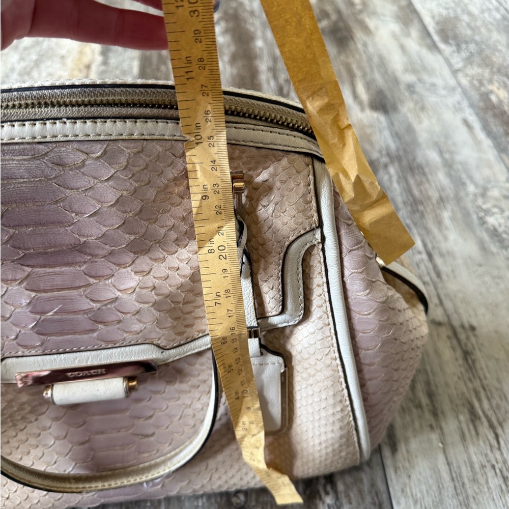 Vintage Coach Madison Pinnacle Python Embossed Do… - image 8